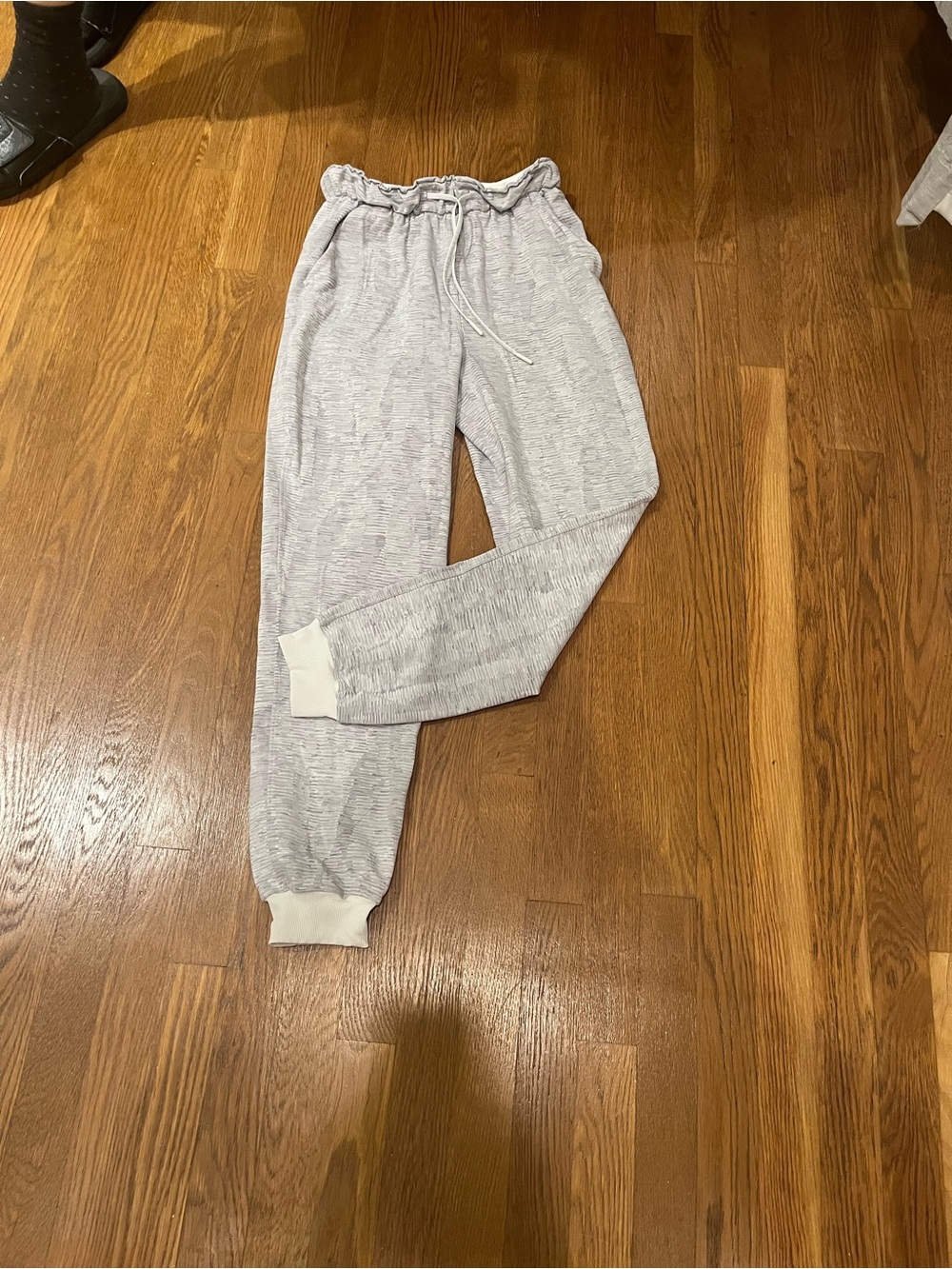 lululemon Heather Gray Jogger Sweatpants - Comfortable Everyday Bottoms